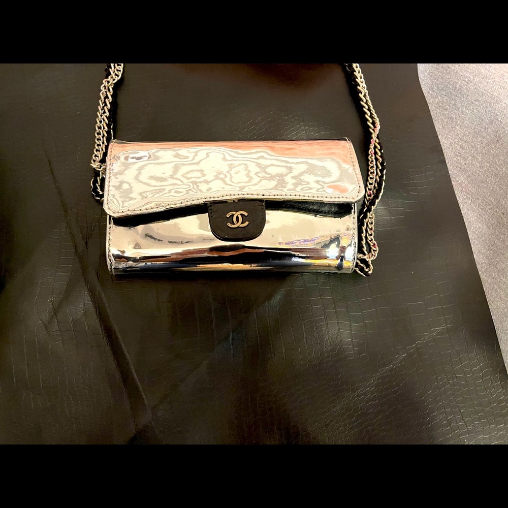 Chanel mirror bifold wallet on chain